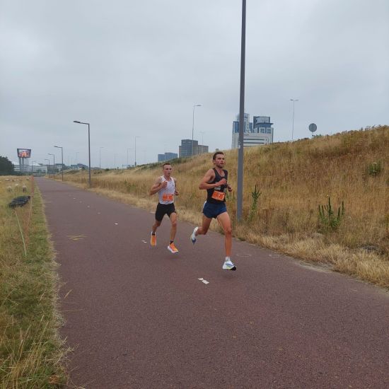 BCN heeft weer vrijwilligers werk gedaan bij de Rotterdam Marathon! 6